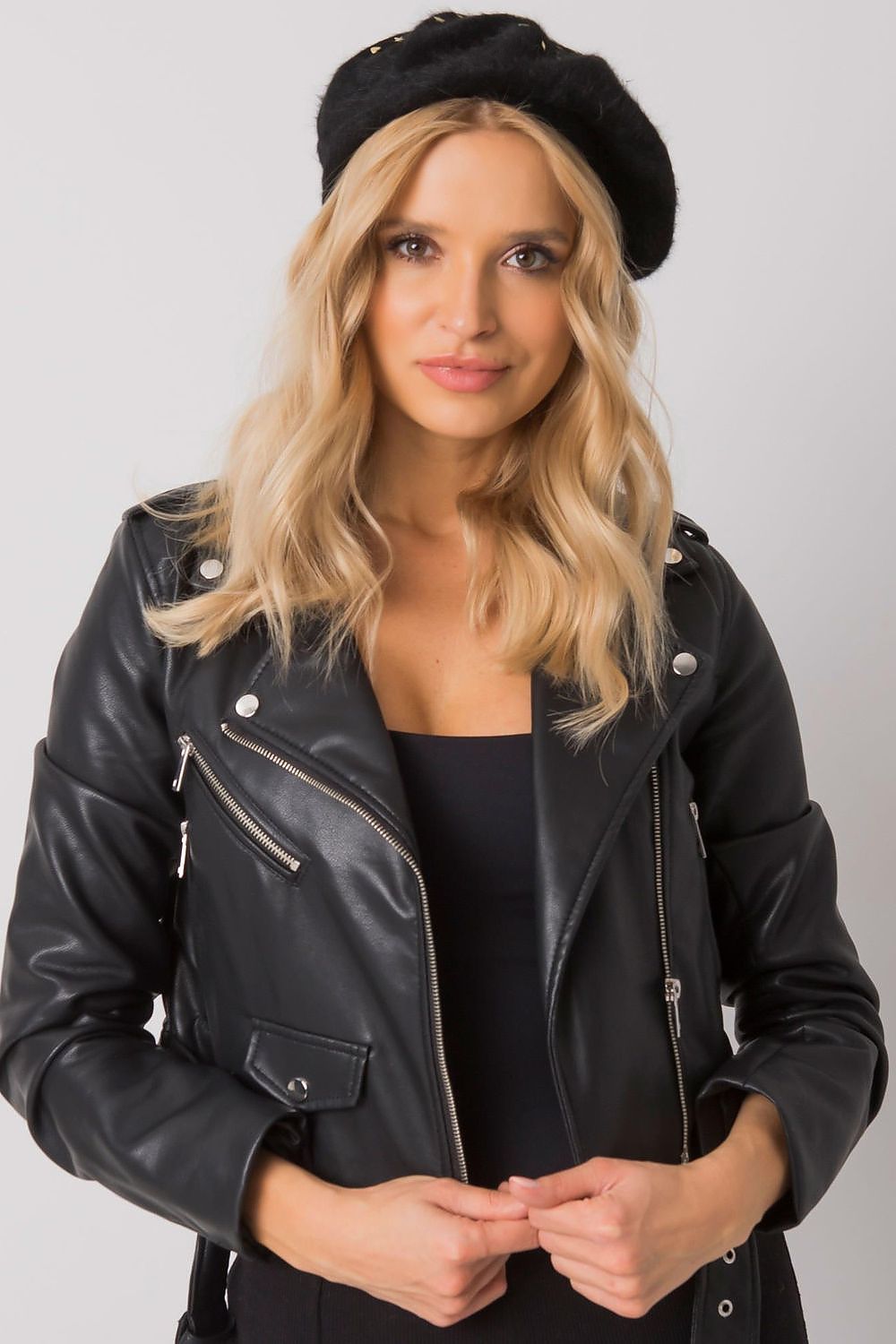  Cap model 161126 AT 